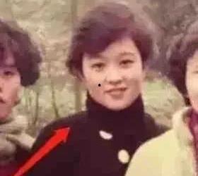 娱乐吃瓜老少女视频大全,娱乐吃瓜老少女视频大全，笑料百出，欢乐无限！