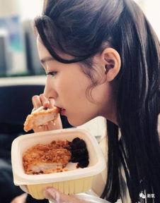 娱乐吃瓜酱智力退化,揭秘网络时代下的认知危机
