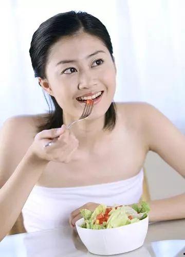 娱乐吃瓜酱减肥动作,娱乐吃瓜酱独家减肥动作大揭秘