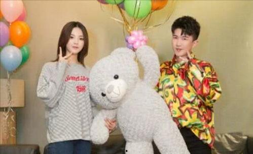 吃瓜之我兄弟在娱乐圈,揭秘我兄弟的吃瓜传奇