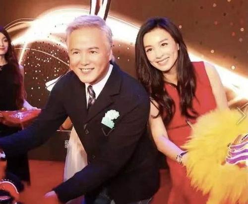 娱乐圈吃瓜夫妇,揭秘吃瓜夫妇的甜蜜日常